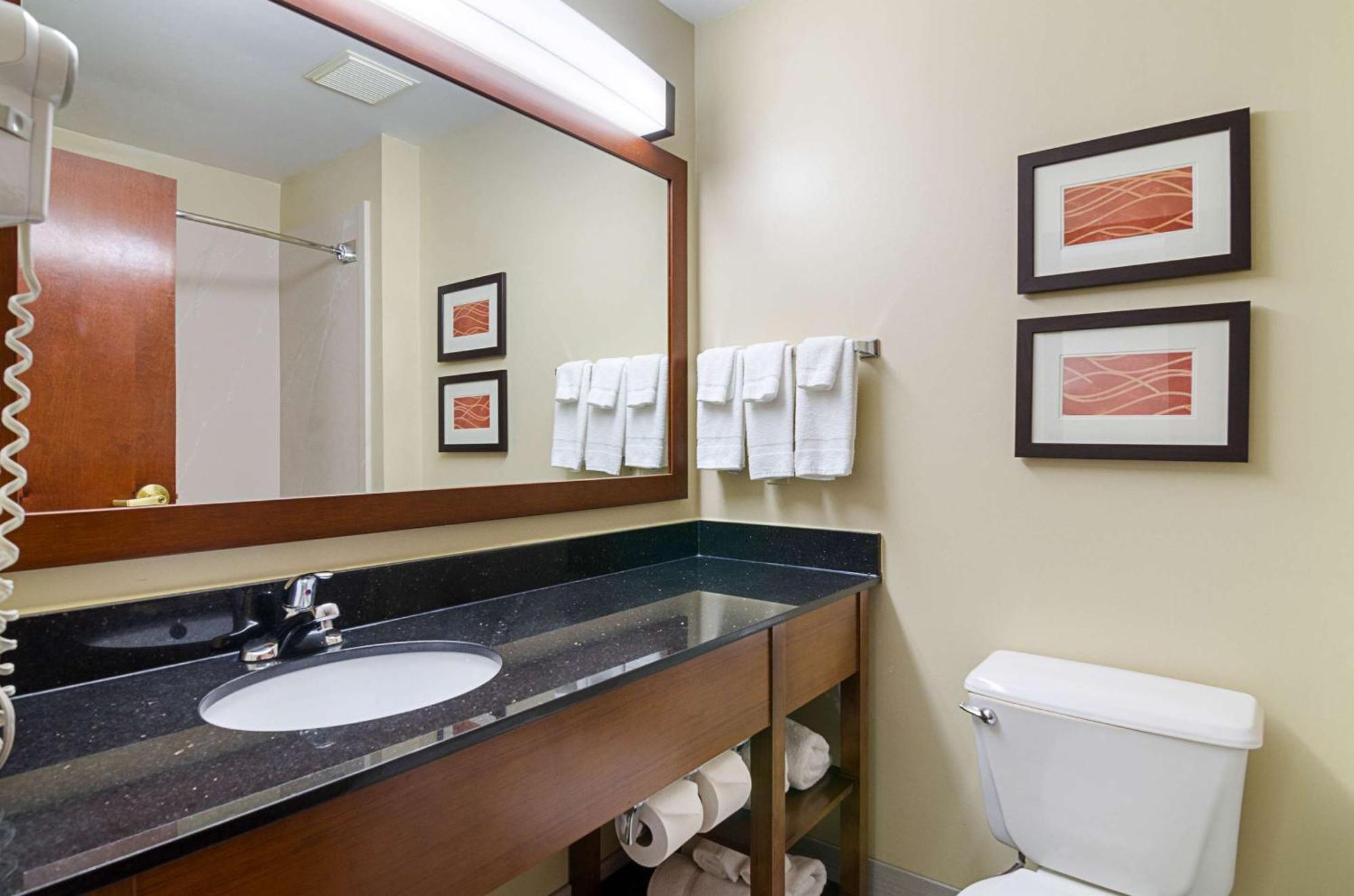 Comfort Inn&Suites Hutchinson Eksteriør bilde