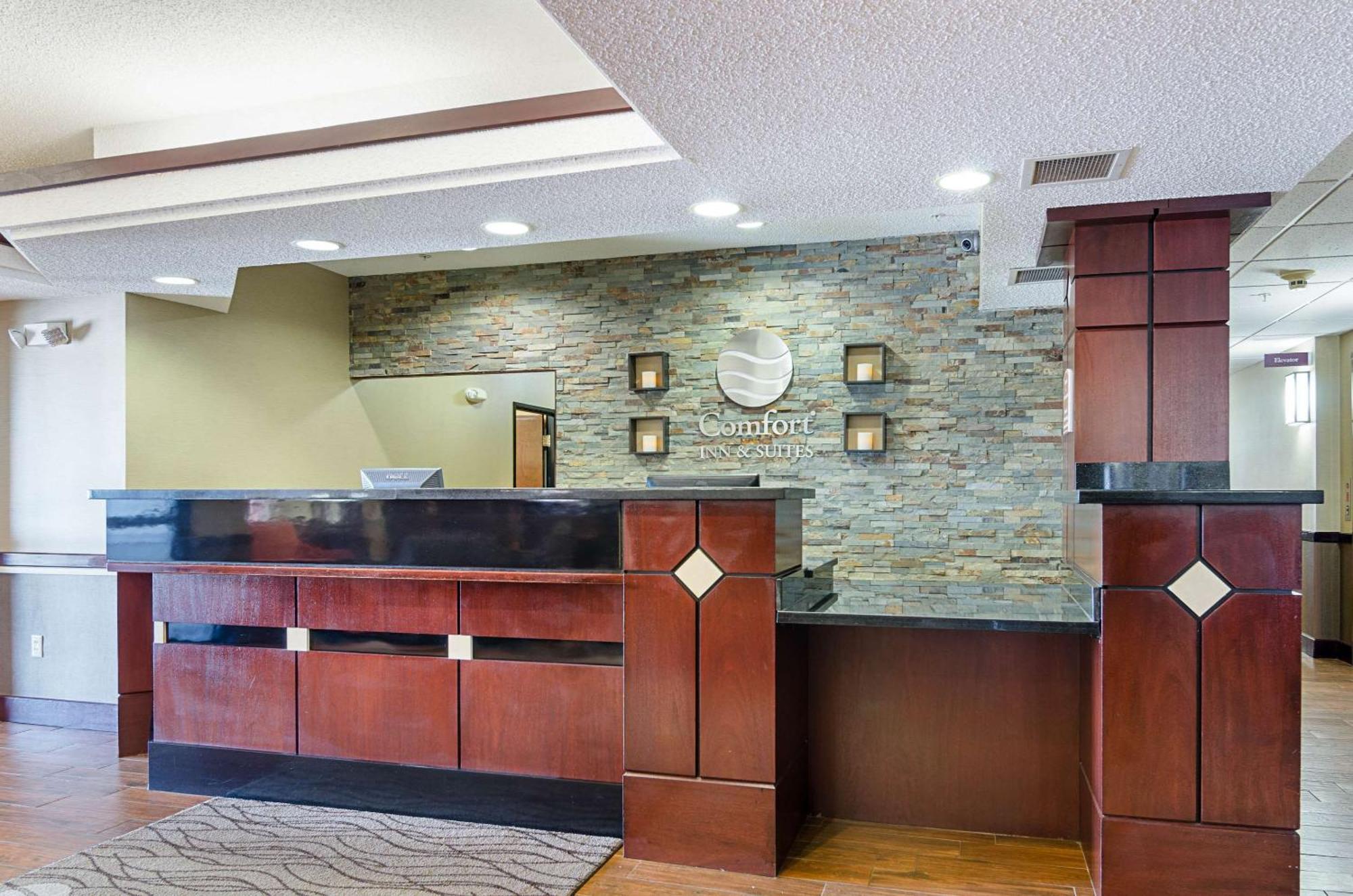 Comfort Inn&Suites Hutchinson Eksteriør bilde